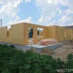 стены дома из СИП панелей