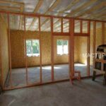 стены внутри дома