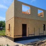 стены двухэтажного каркасного дома